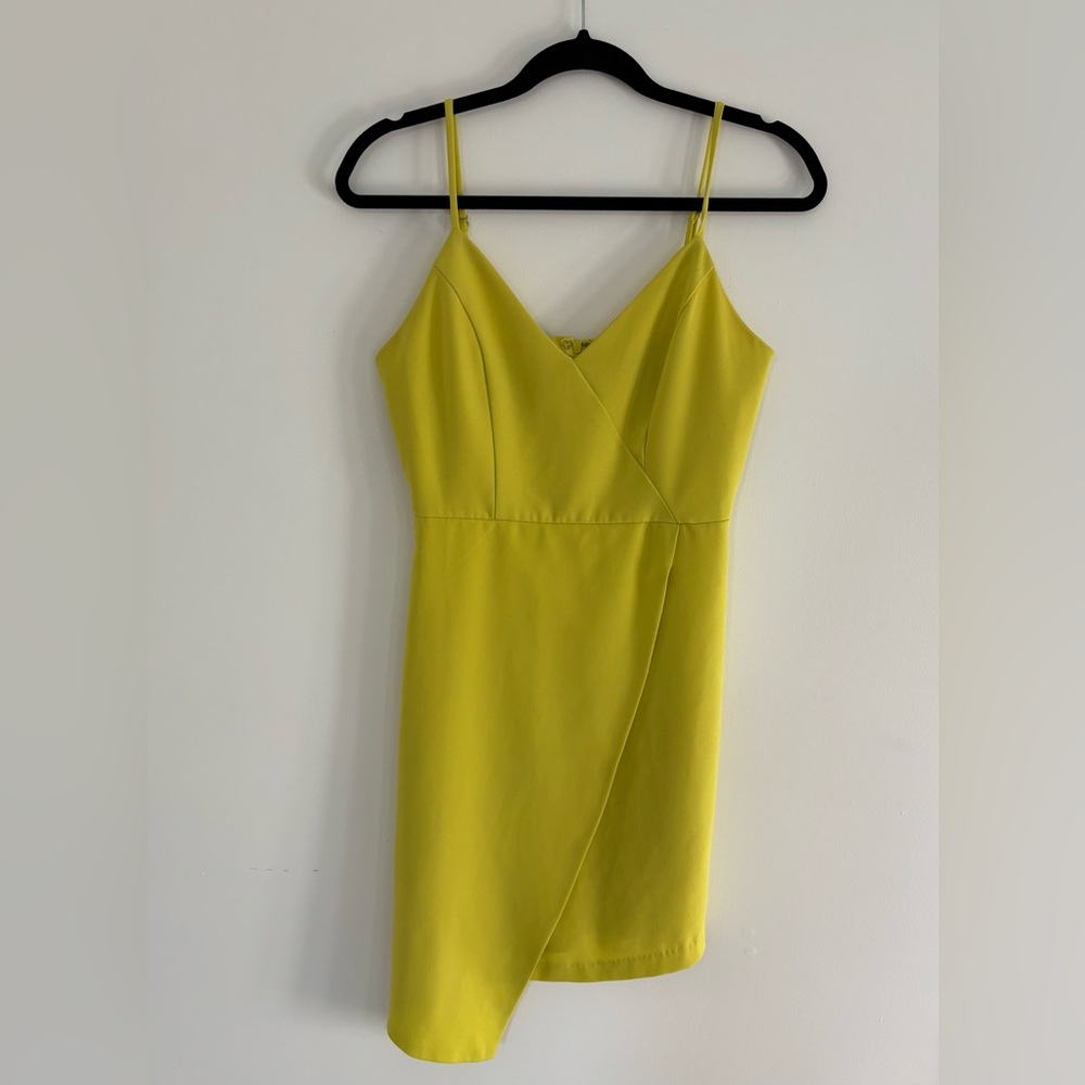 DO+BE Yellow-Green Sheath Mini Dress Spaghetti Strap